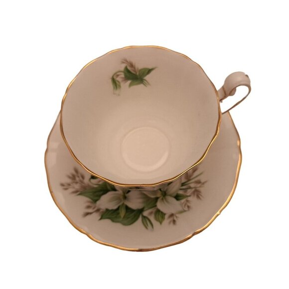Royal Adderley Trillium Canadian Provincial Flowers Tea Cup and Saucer - Picture 2 of 11